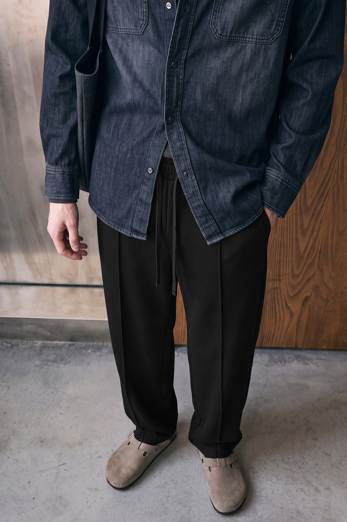 Pintuck Baggy Sweatpants Men